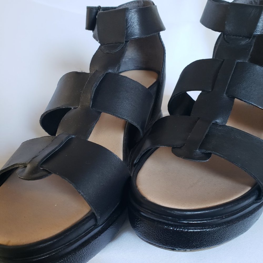 Black Gladiator Wedge Platform Sandals - Sz 9 - Dr Scholl's - Picture 8 of 14